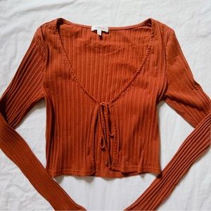 burgundy long sleeved cardigan top